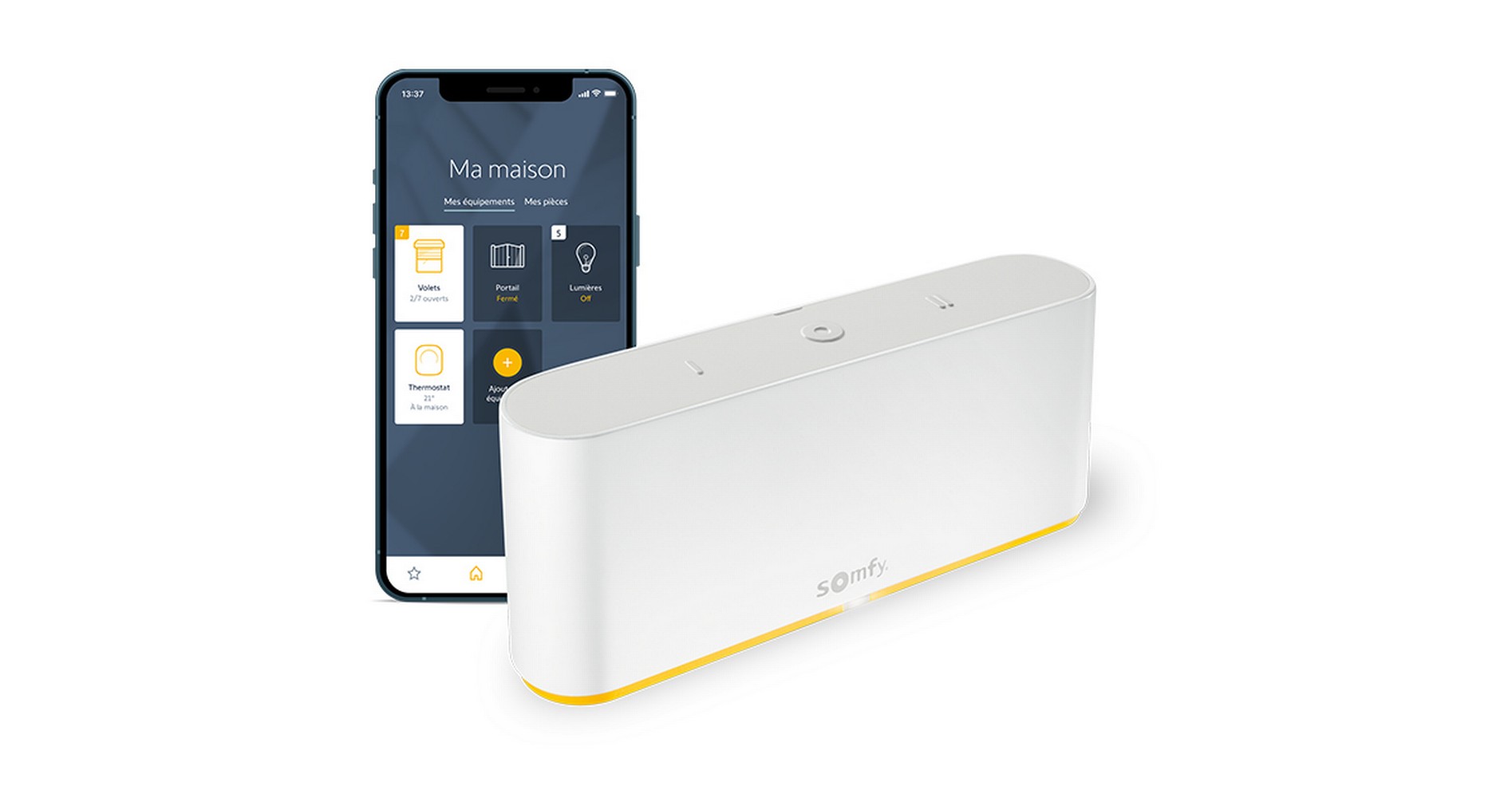 Système de contrôle des différents appareils de la maison Somfy avec boîtier et téléphone