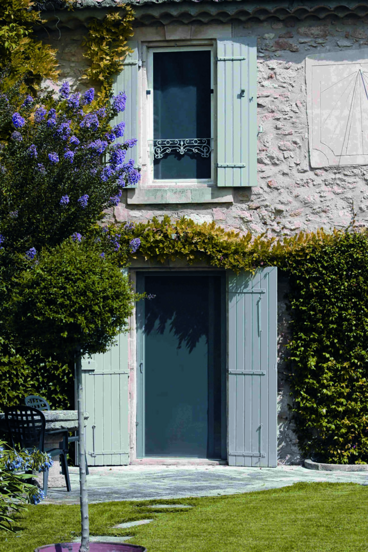 Photo moustiquaire porte enroulable et plissé